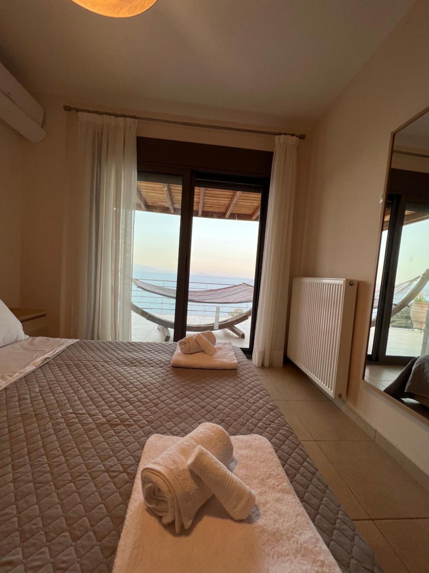 Vl Luxury Villa Kivérion 外观 照片